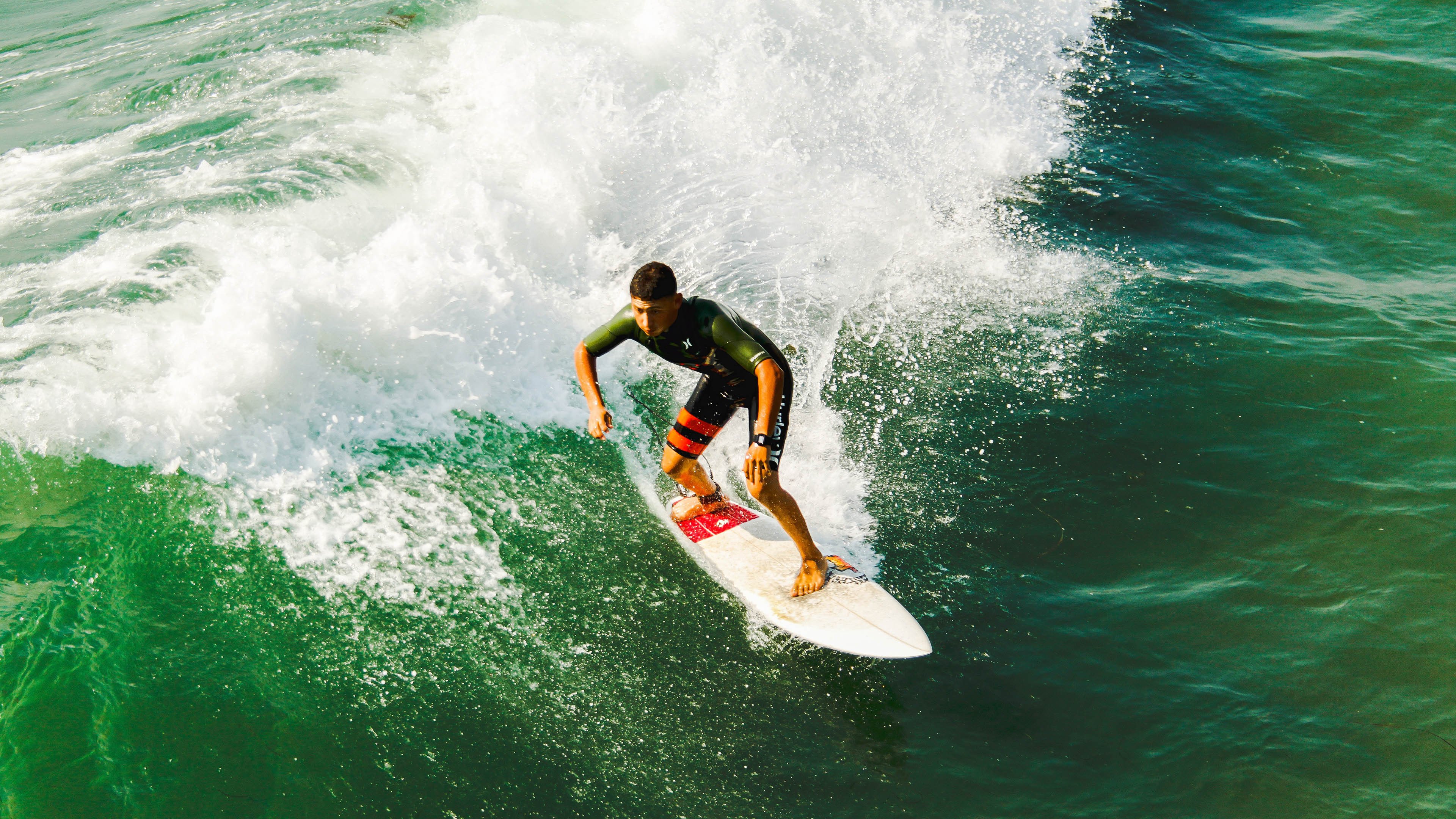 世界杯十六强：阿根廷4比1轻取美国 南美传统强队展现统治力